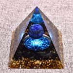 Orgonite Pirâmide Lápis Lazúli e Obsidiana Negra - Equilibrium - Casa - Cristais- Energia Espiritual - SANTO STILO