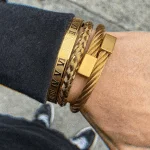 Relógio masculino Dourado Corrente com crucifixo anel ajustável pulseira dourada