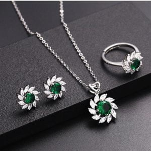 Conjunto Esmeralda - Emerald Flower - Anéis Femininos - Brincos- Colares Femininos - SANTO STILO
