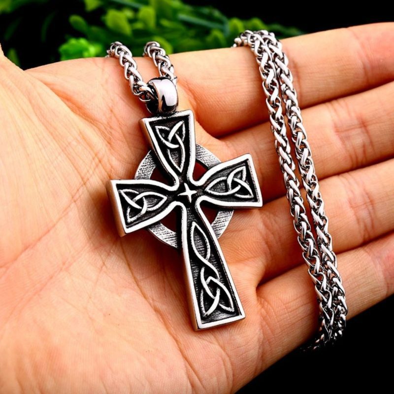 Corrente com Crucifixo em Aço Inoxidável - Celtic Cross - Correntes Masculinas - Religiosos Masculinos- - SANTO STILO