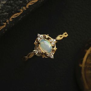 anel feminino banhado a ouro com cristal pedra da lua