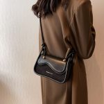 bolsa feminina, bolsa estruturada, bolsa marrom, bolsa caramelo, bolsa preta, bolsa elegante, bolsa estilosa, bolsas estilosas, bolsa moderna